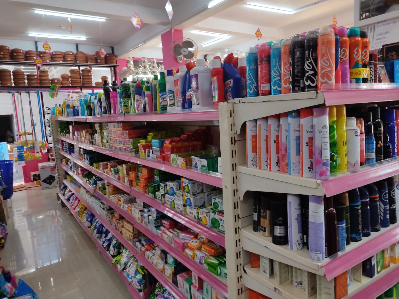 FAMILY Super Market Pullara